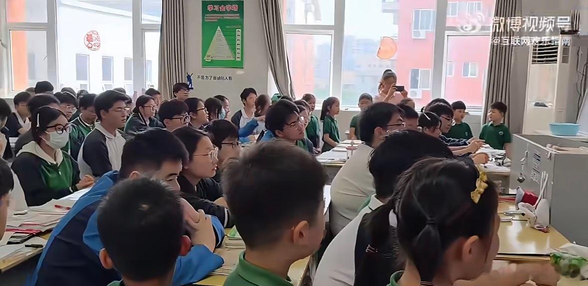 校长想了三辈子才想出的鬼点子哈哈哈哈想了三辈子才想出的鬼点子，幼儿园小朋友慰问高