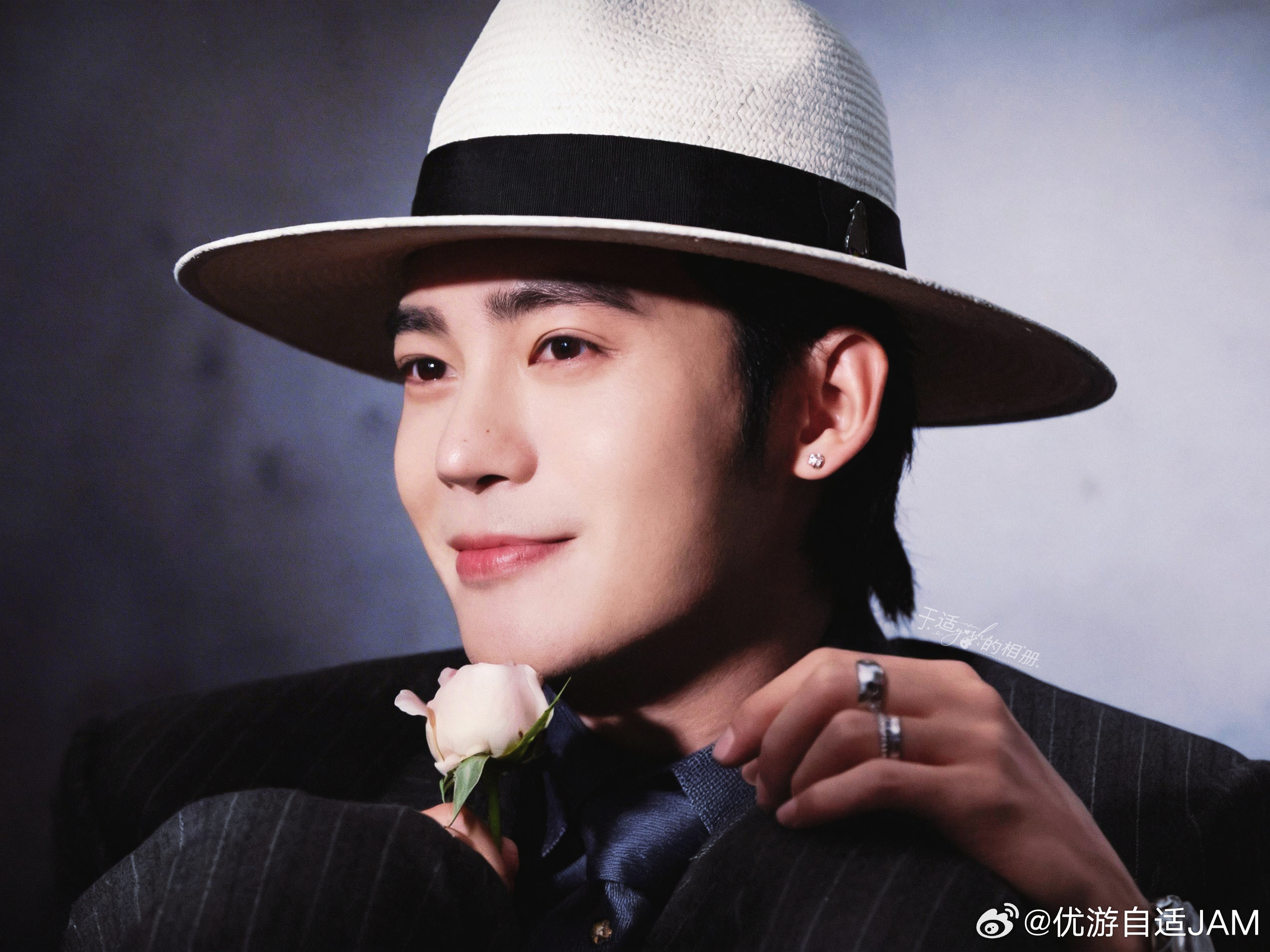 于适yosh于适适界那么大 在我的世界里，你就是最美丽风景，沉浸其中，无法自拔