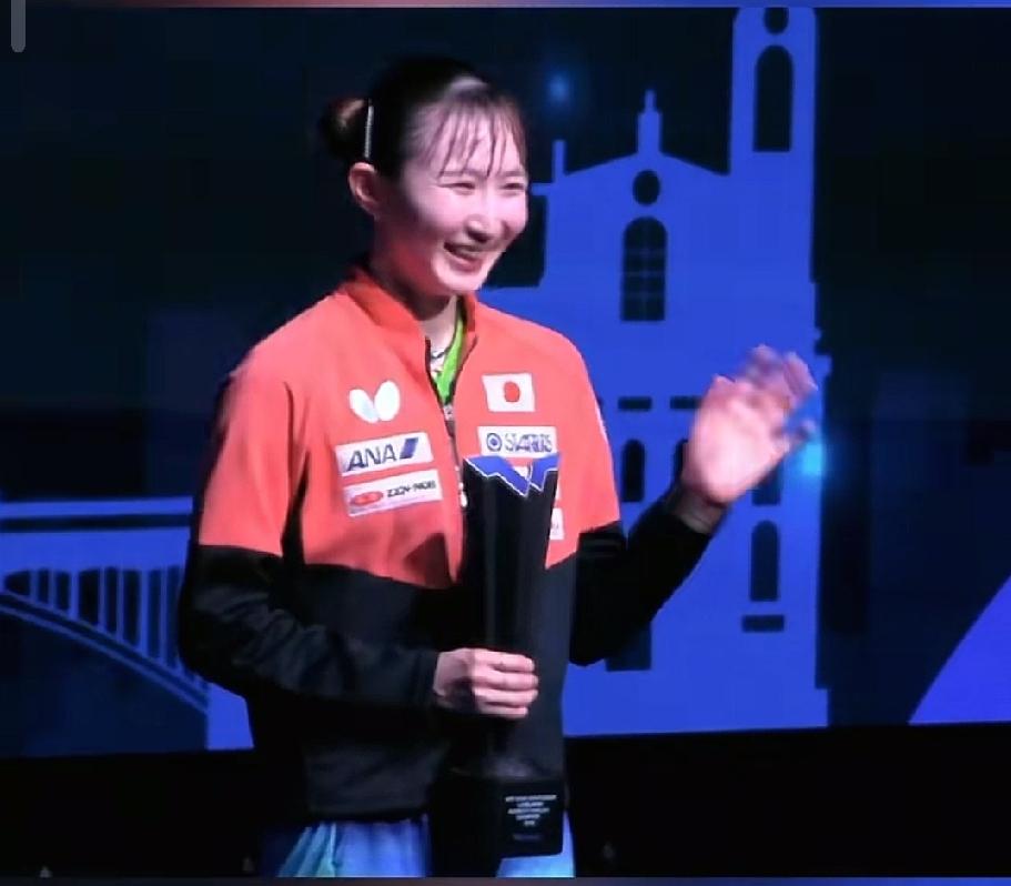 国乒要当心早田希娜了。

拿了冠军，士气大涨，会更加的有韧劲。之前输得都哭了，这