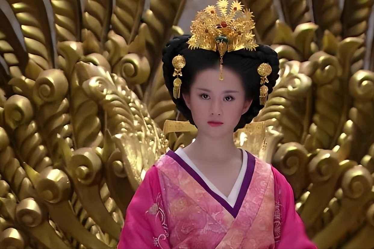"若得阿娇作妇，当作金屋贮之。"这句话传了两千多年，感动了无数人。一个四五岁的小