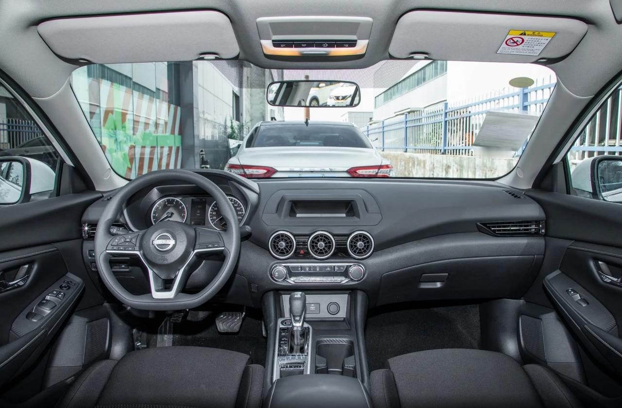 这是日产自2018年-2025年的销量：
2018年114.6万辆；
2019年