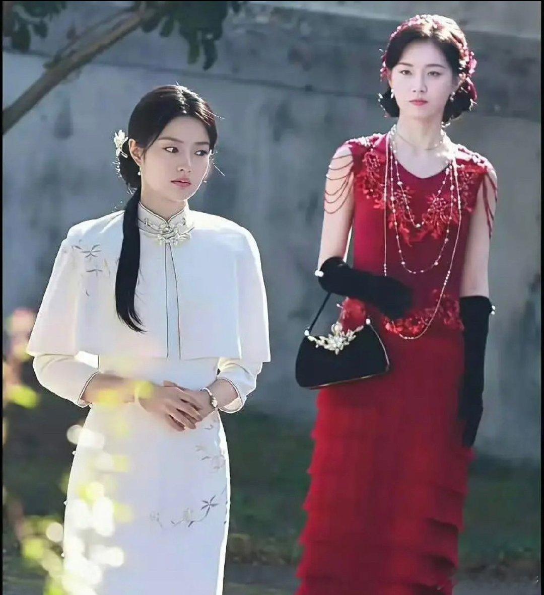 徐若涵、郭宇欣剧中同框路透，谁赢了 