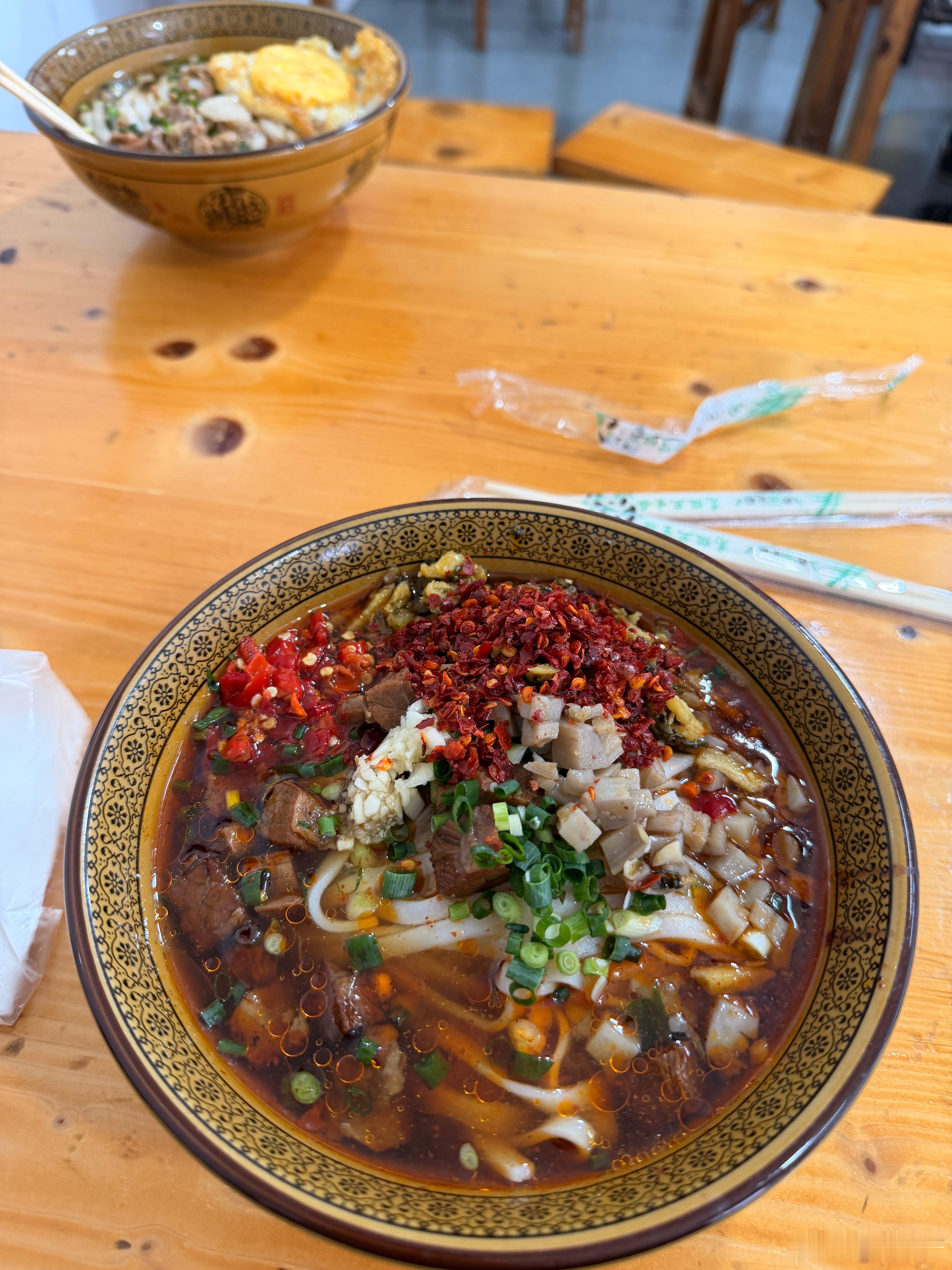 好久没吃常德粉了，初中的时候吃得最多，现在有点嫌太油了