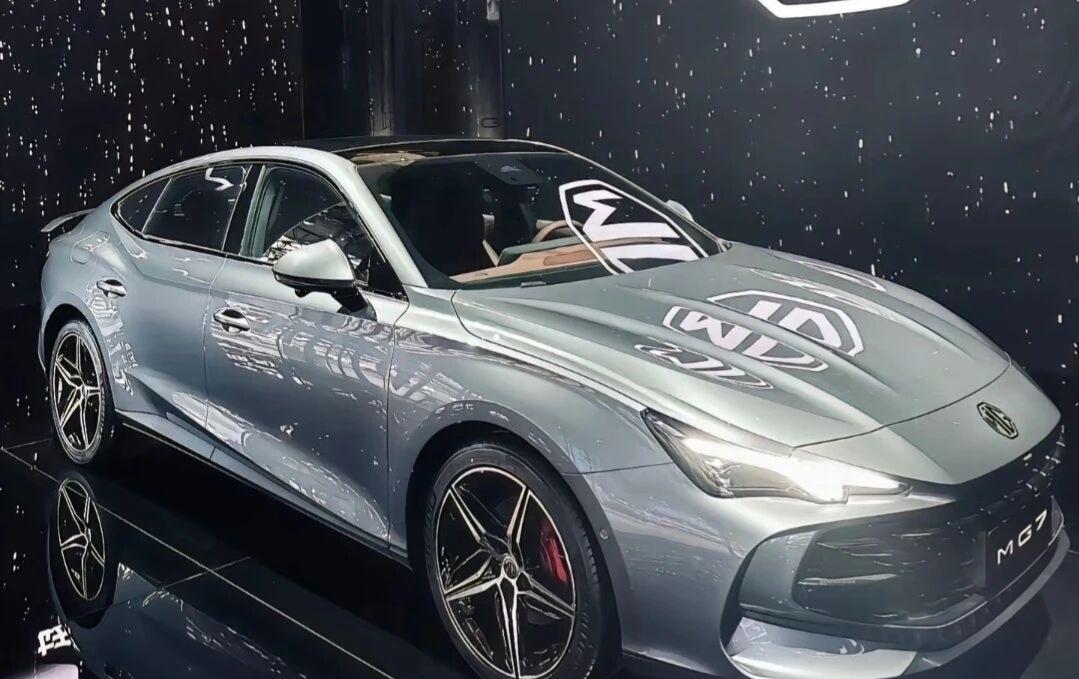新款MG7明日上市也就是 26年1月6日上市，现已开启预售，价格参考现款12.5
