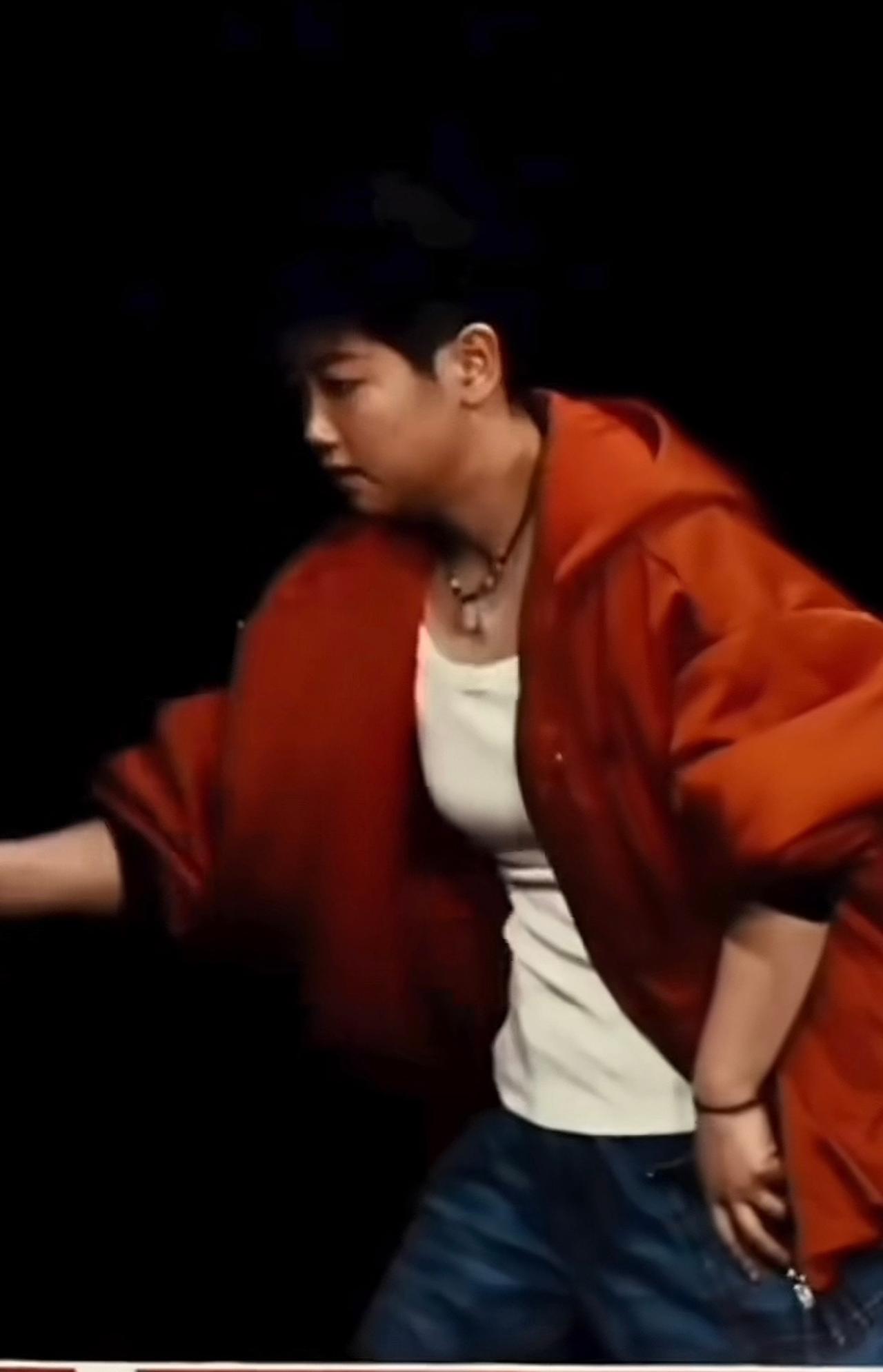 竟然成了绝版造型[流泪][流泪][流泪]是谁在背后阻拦！ ​​​