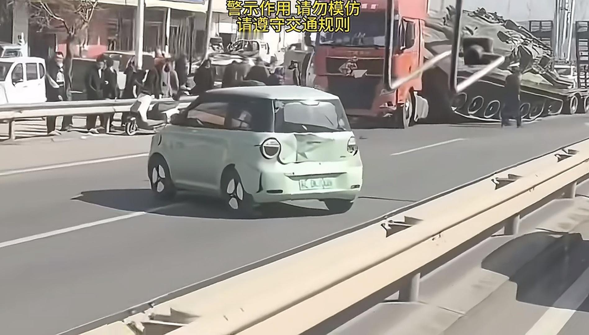 谁说螳臂不能挡车，长安糯玉米照样干翻坦克。[允悲] ​​​