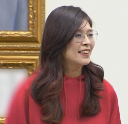 中国“奉陪到底”，台湾“奉送到底”！ 郑丽文义正言辞地表示，全世界只有中国敢和美