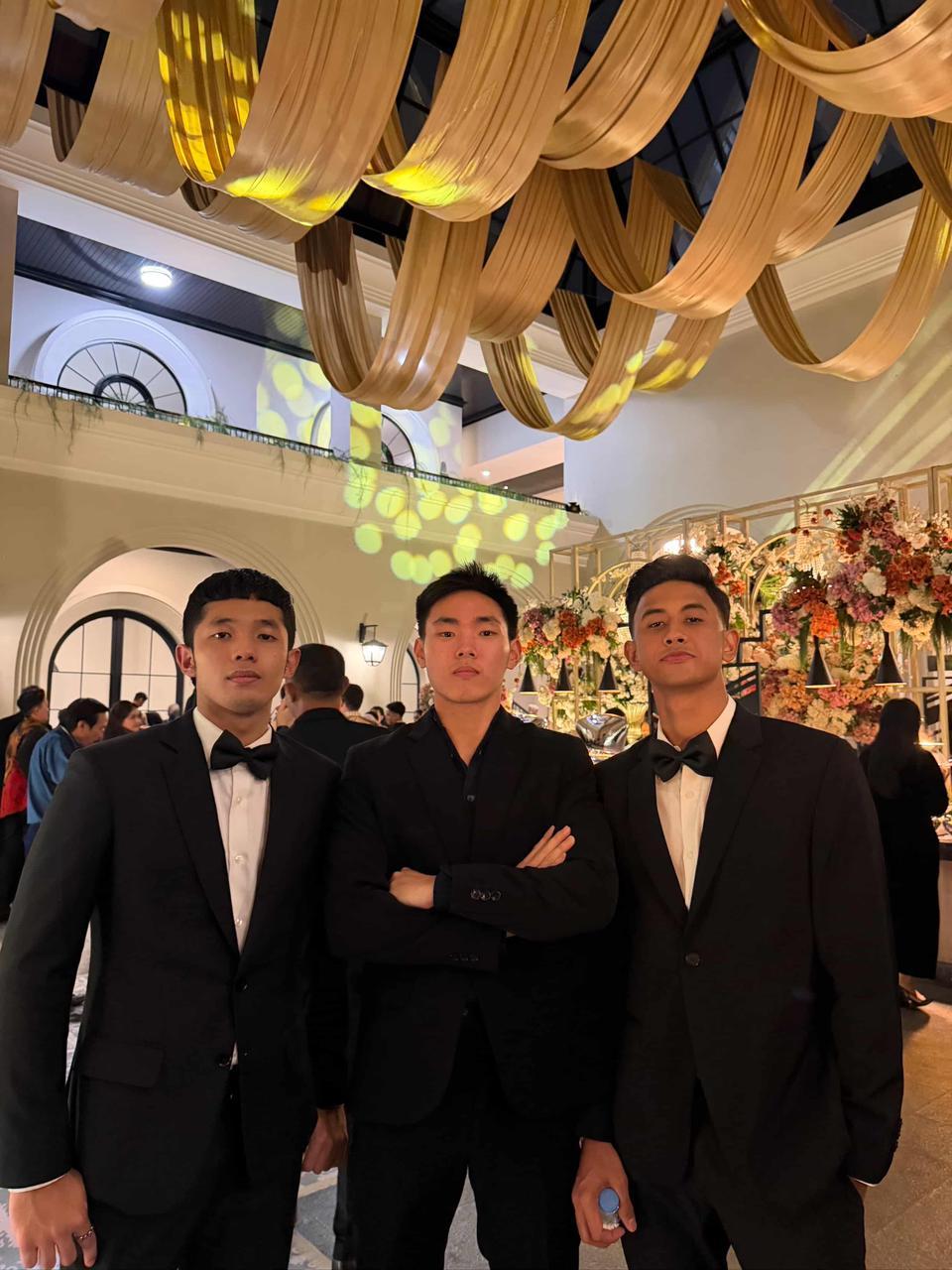 一晚上几个人手机相机摁烂 