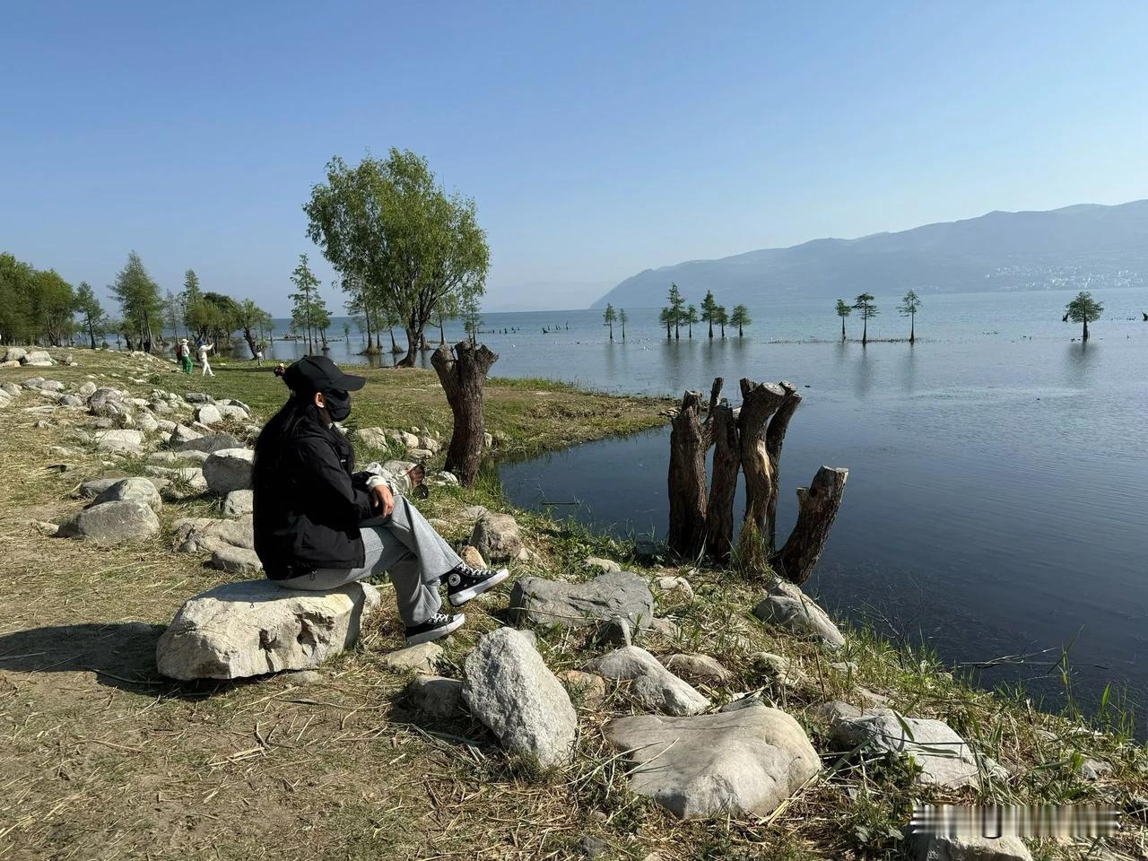 我有个问题一直想不明白
假如你朋友要是生了两个儿子
你说瞧你那样这辈子恐怕生不出