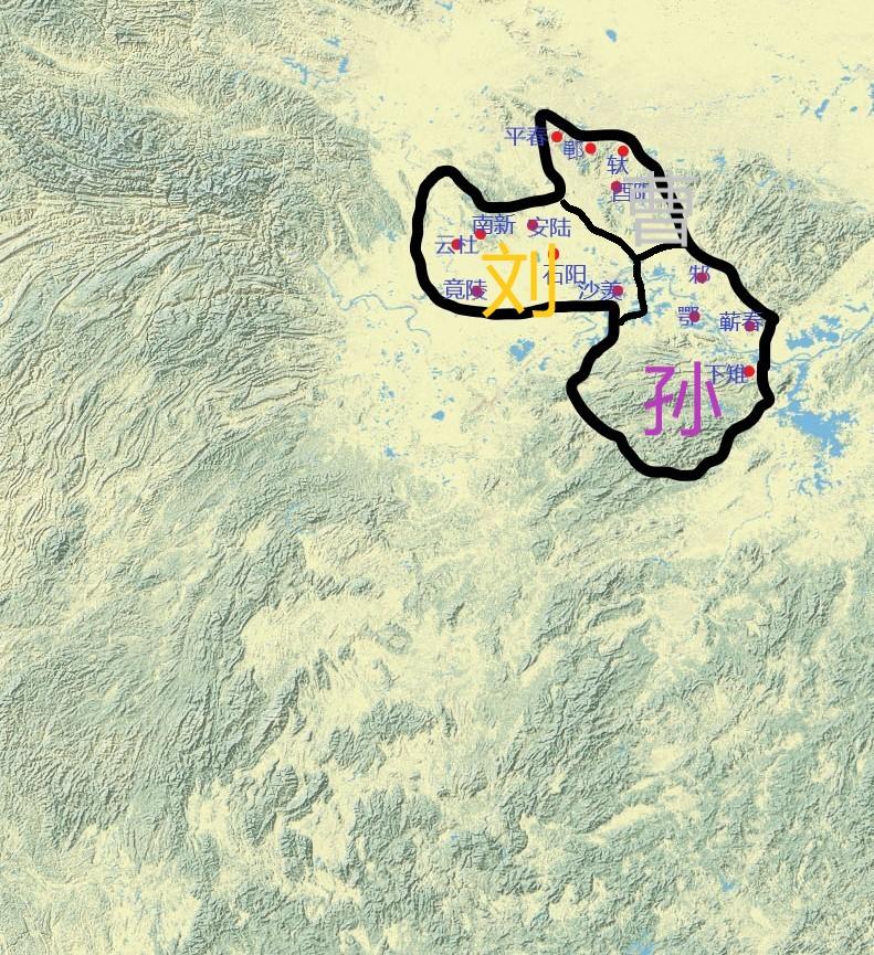 汉末时江夏为荆州七郡之一，辖西陵县、西阳县、轪国、𫑡县、竟陵国、云杜县、沙羡县