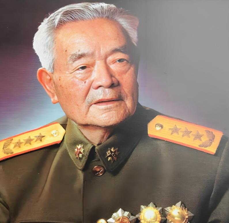 1941年，粟裕破格将一名21岁参谋连升四级，全军哗然。谁料他3天歼敌600余人