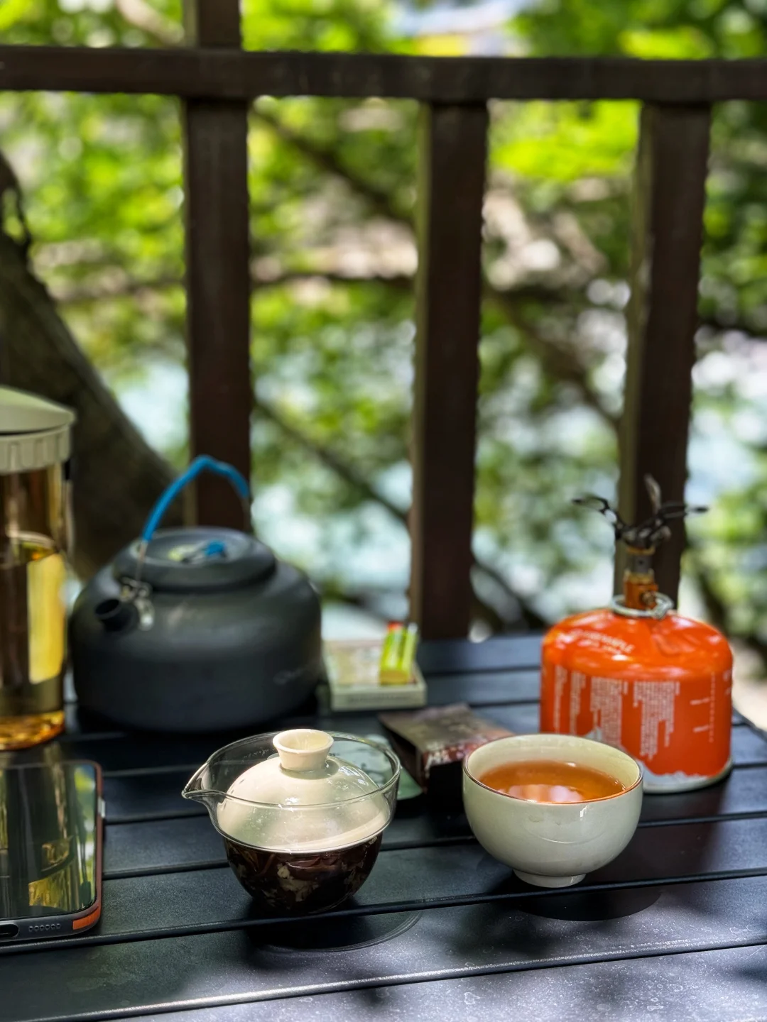 你如果经历过人性的恶，就会知道，人大多数都很坏的，坏不一定是要拿刀子扎...