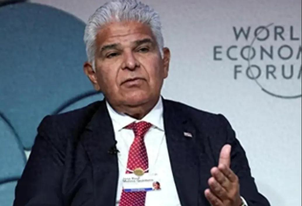 货轮纷纷撤掉巴拿马国旗，这下轮到美国不爽了，没想到中方出手这么狠！
 
这场席卷