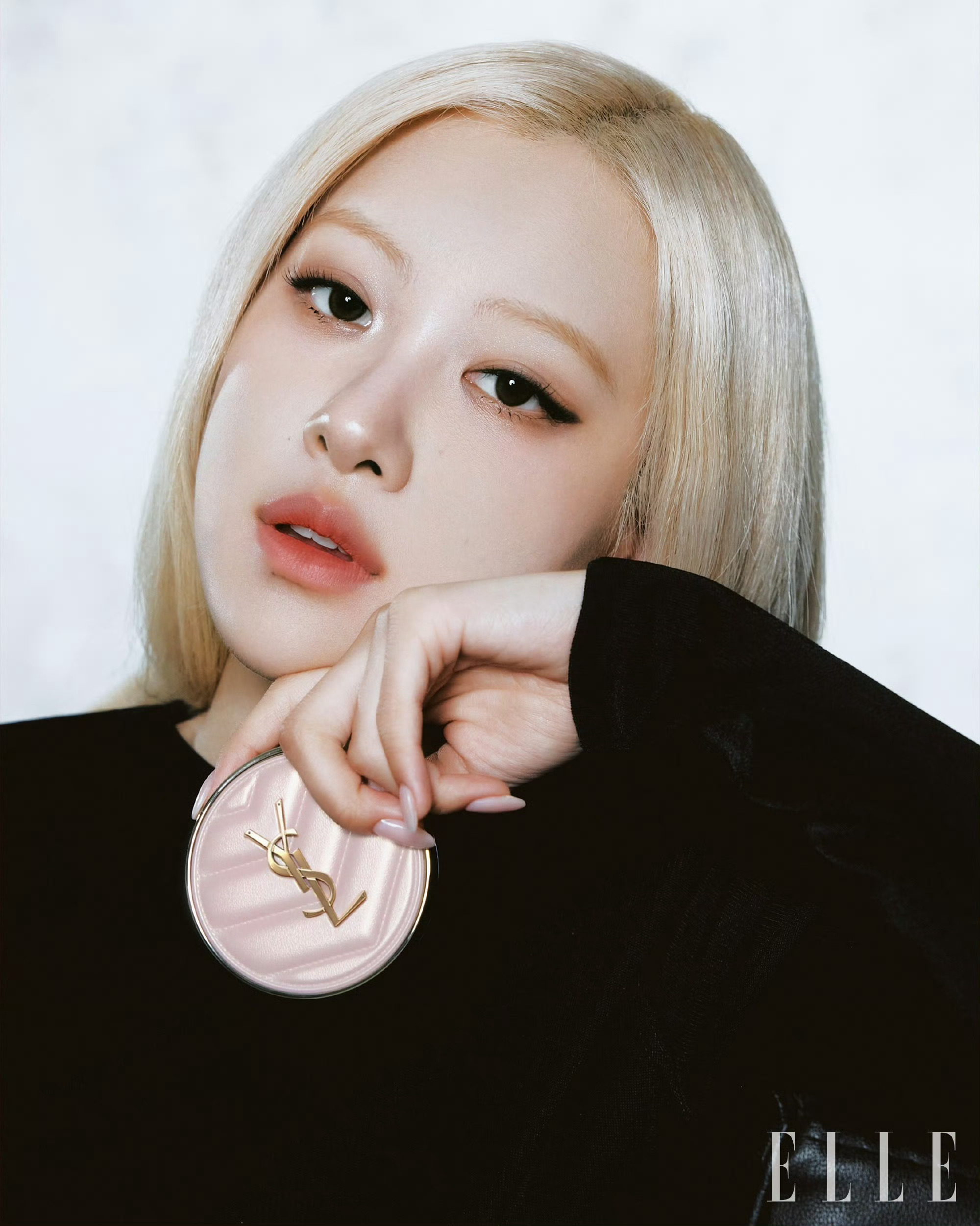 朴彩英ROSÉ x YSL Beauty彩妆画报 238 Rosé Coral玫