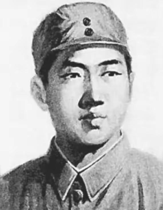 1944年，东北抗联将领于天放在黑龙江被捕，他夜里借口上厕所，用烙铁狠狠砸向看守