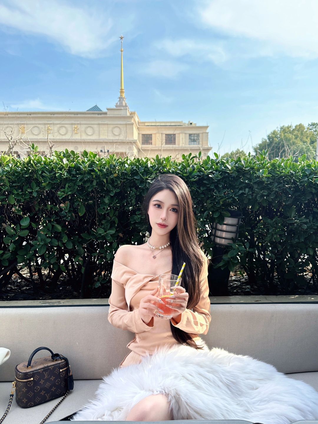 我呢 永远明媚