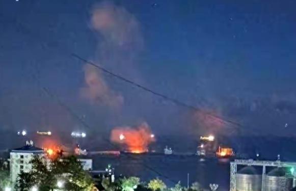 轰炸继续，俄罗斯港口已经基本失去了防空能力。本月3日，乌克兰又对俄罗斯能源设施出