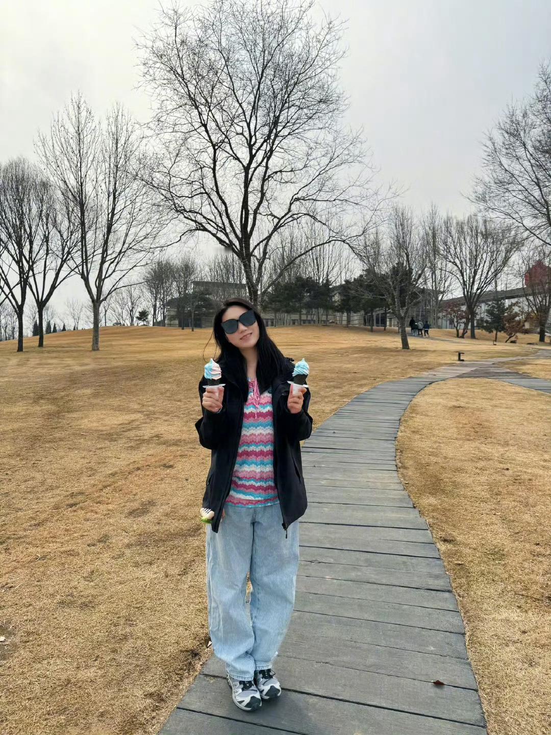 总要喝一次世界金奖白啤吧在阿那亚度过了舒适的72小时，碰到的每个人都好像没有烦恼