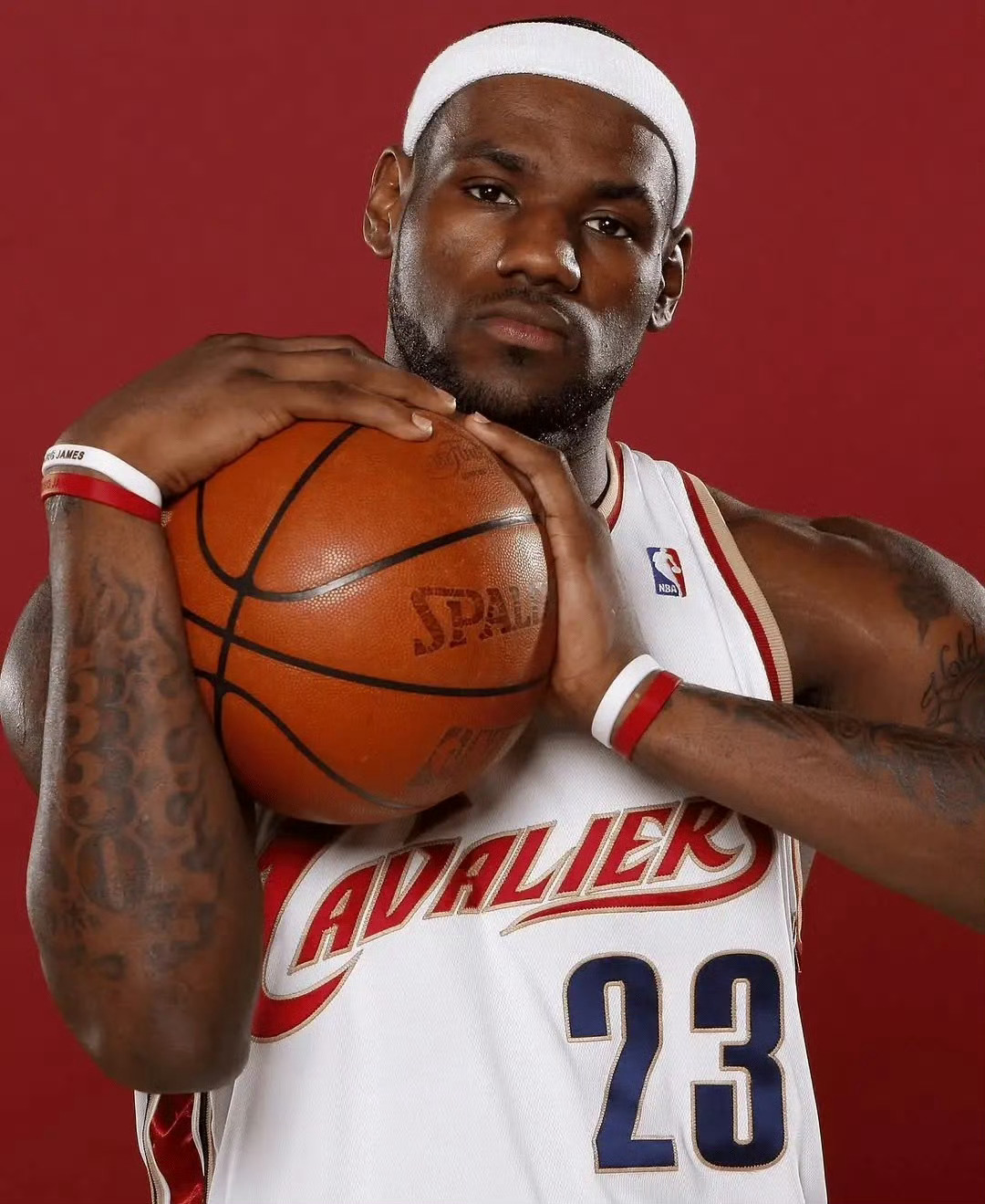 骑士詹姆斯nba媒体日nba 桀骜不驯[照相机] ​​​
