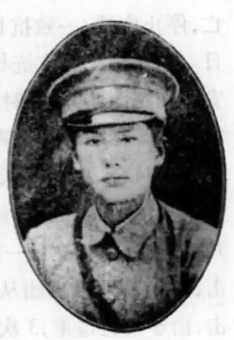1947年，李天霞因见死不救导致张灵甫丧命孟良崮，逃到台湾后，他并没立刻被老蒋算