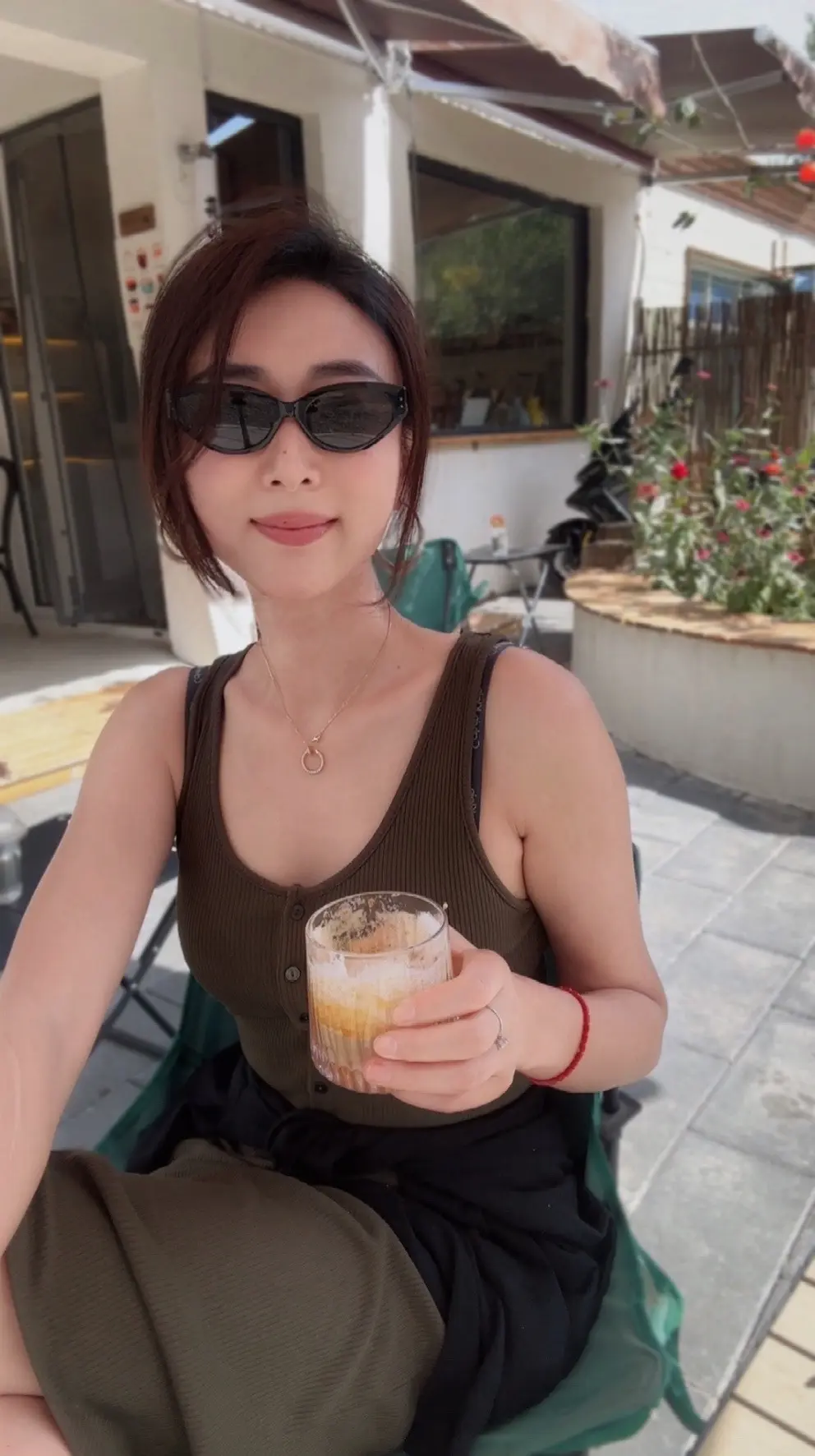 靠自己的意义，不是让你拒绝所有帮助。而是让你心里有底，即使没人帮，你也能活下去。