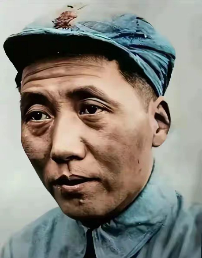 这是长征后的毛主席 