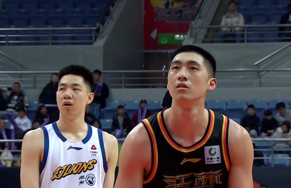 广东输得不冤！广厦险些翻车输江苏，此战打出三个万万没想到
一、万万没想到正数第二