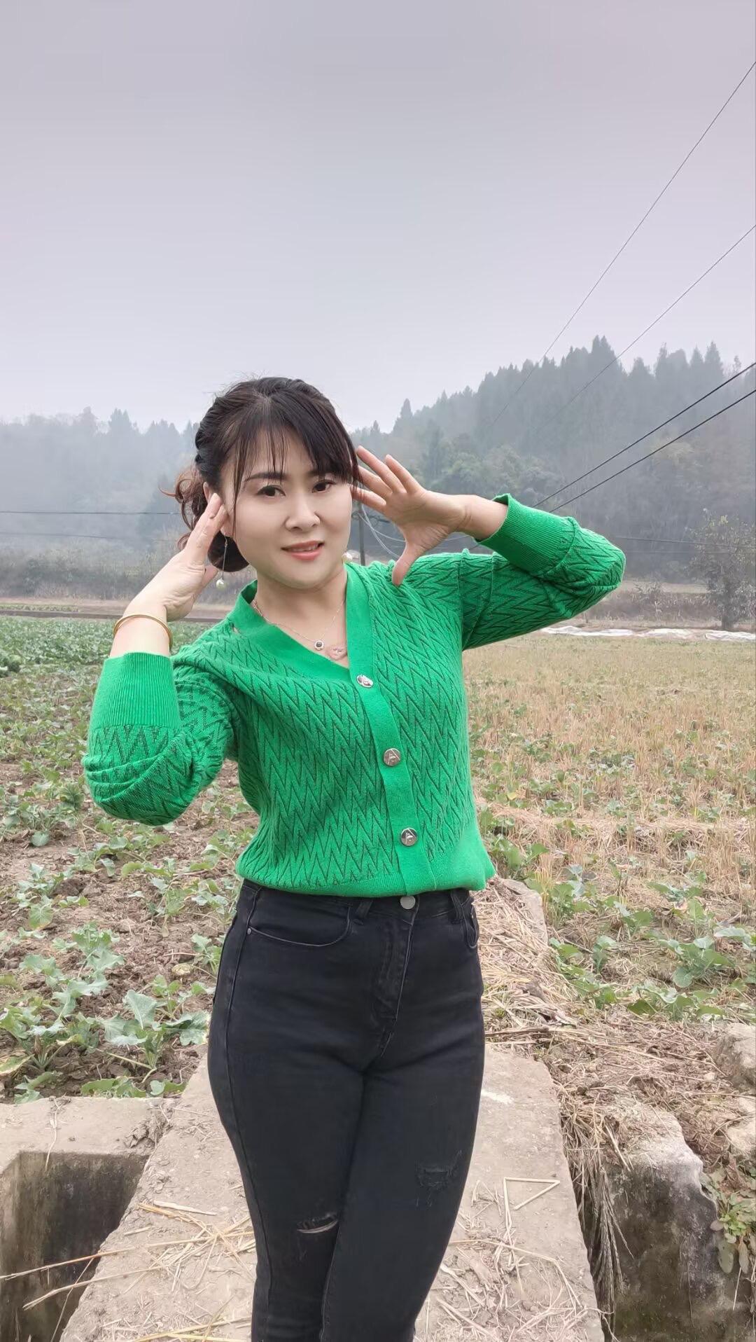 放不下也不能挽留，谁能明白这样的感受