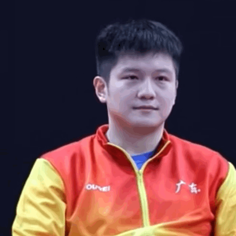 樊振东倒车球迷安慰别紧张 惊！世界冠军居然也有被人指挥的一天？