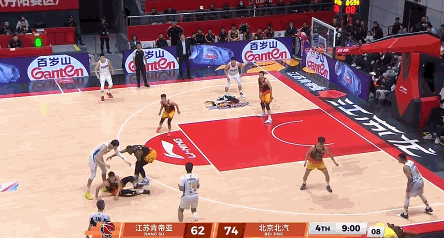 无适应期！赵睿首秀10分4助攻完美发挥，北京客场开门红有他功劳！

首秀即满分！