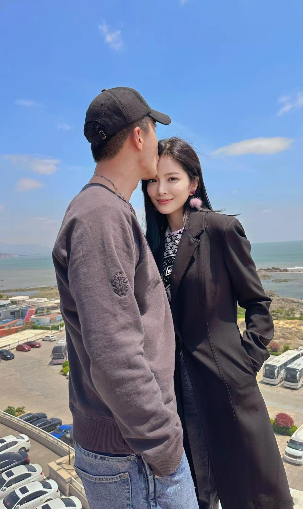 杜淳每次吵架都会主动和王灿道歉天声一对 看杜淳和王灿兮夫妻档的互动，感觉每次吵架