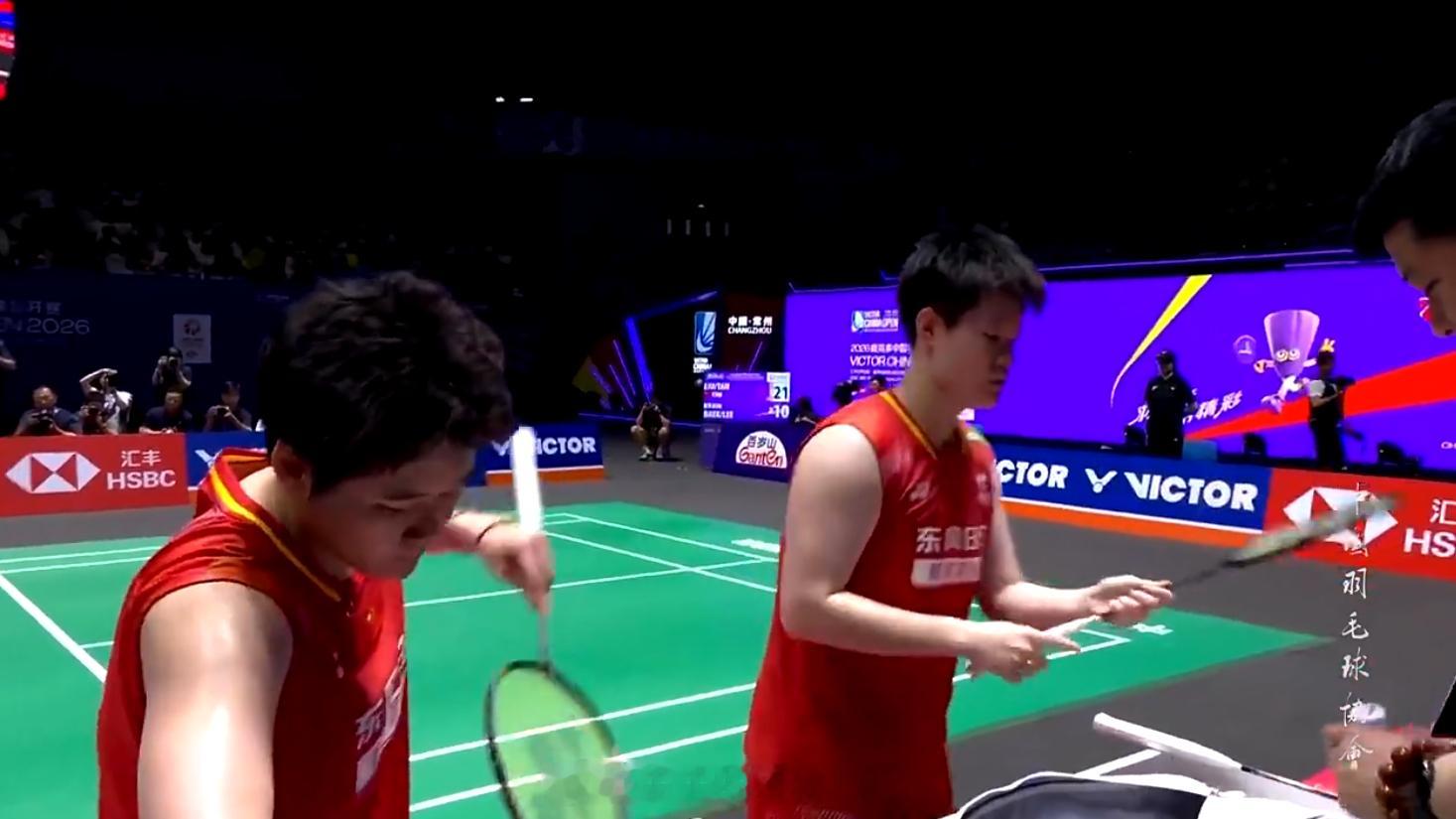 女双 半决赛 刘圣书 (1) 谭宁 21-9 21-10 白荷娜 (3) 李绍希
