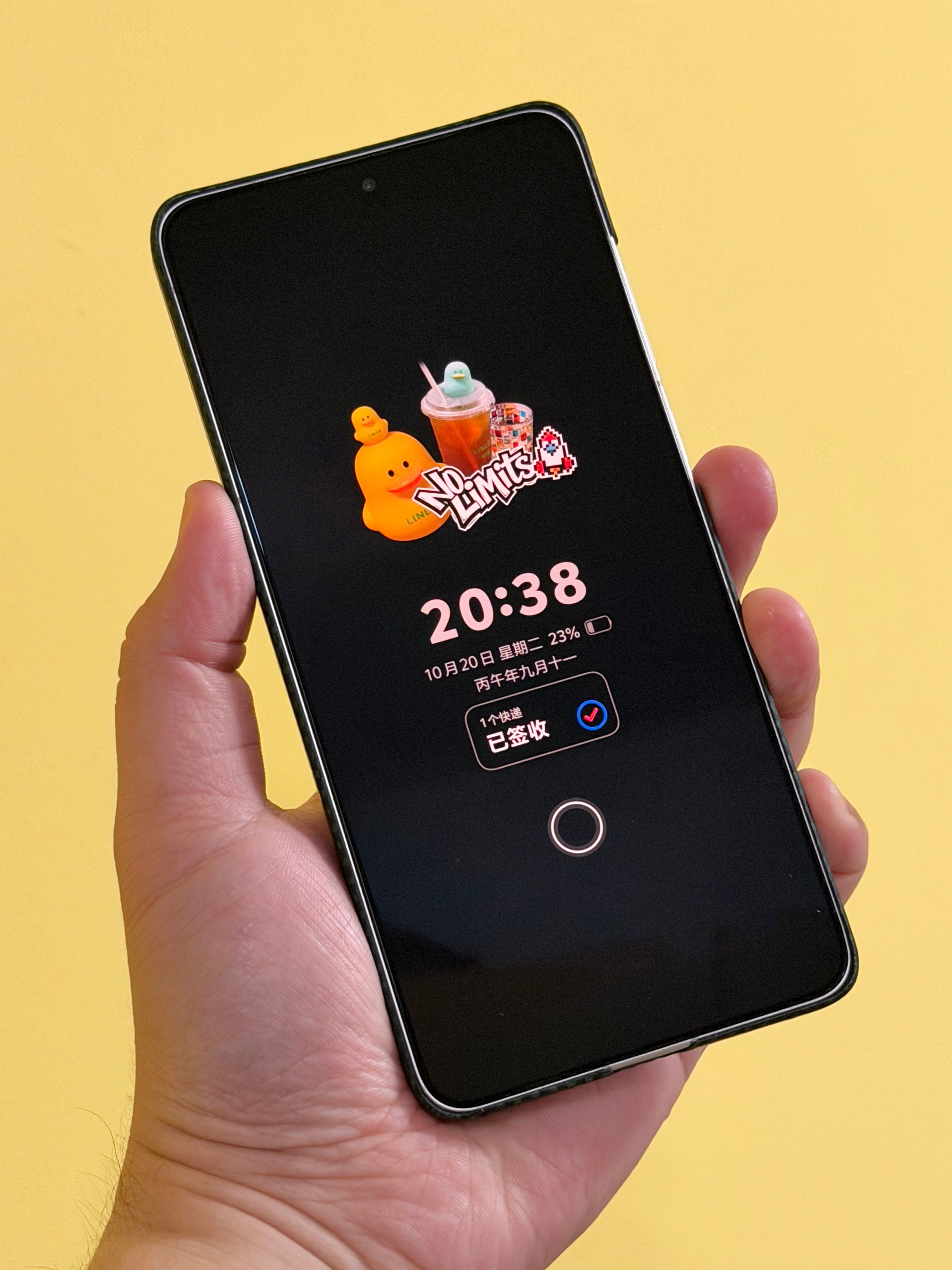 表扬一下vivo手机的自定义锁屏图。 ​​​
