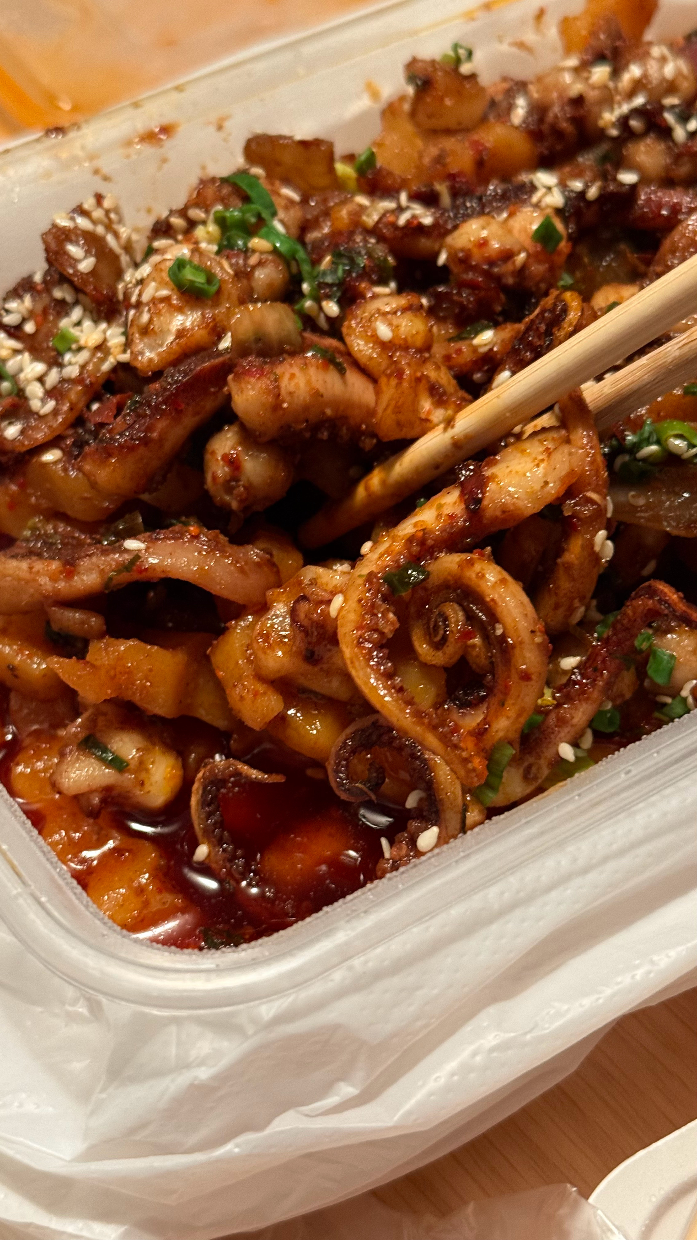 为了吃这口铁板鱿鱼也就绕了半个小时[doge] ​​​