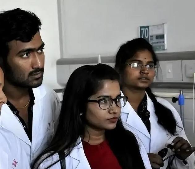 印度反华势力正在觊觎中国高校？这几年在华的印度留学生数量涨得有点离谱，不是说留学