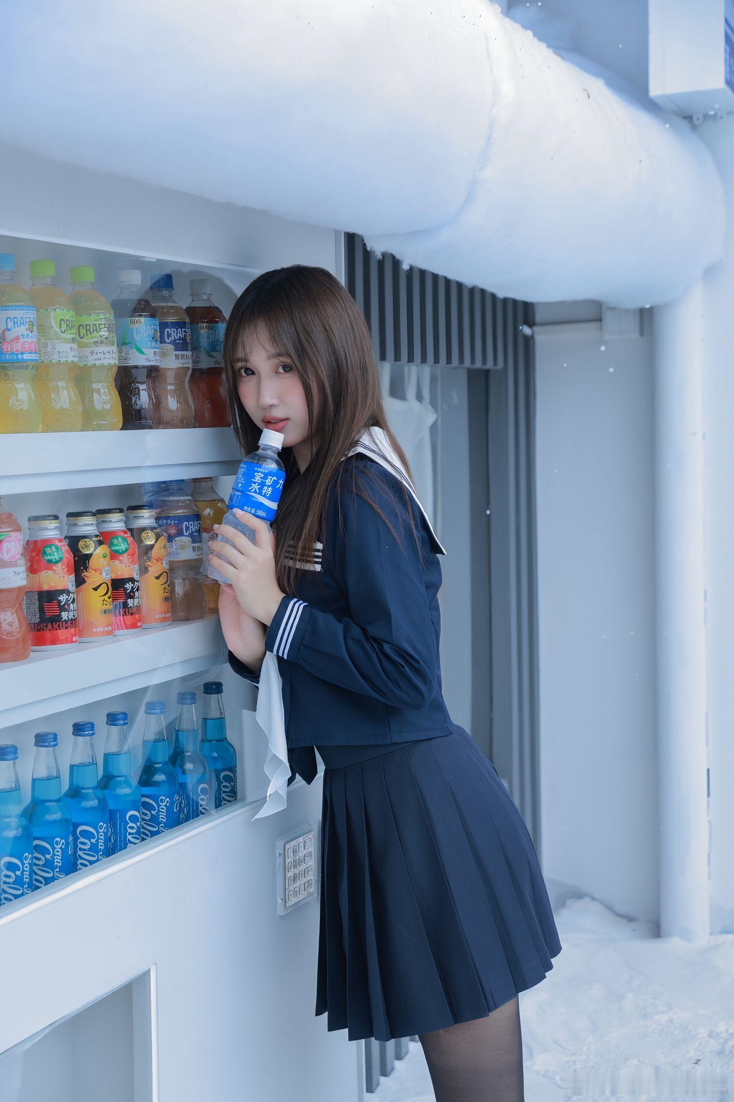 jk私影[超话] 用JK开启一天美女精彩人像[超话] ​​​