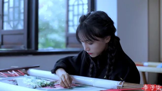 「李子柒」微博停更50天，李子柒怎么样了？