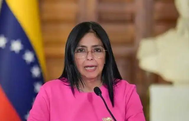 怪不得委内瑞拉的代总统十分配合美国，原来人家也得到了实惠！当地时间1月20日，委