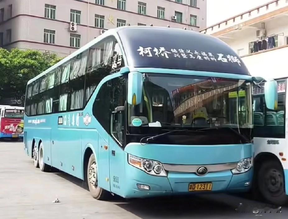 柯桥 浙江曾经开往福建石狮的省际长途线路（二）
柯桥—石狮
石狮—柯桥
石狮—义