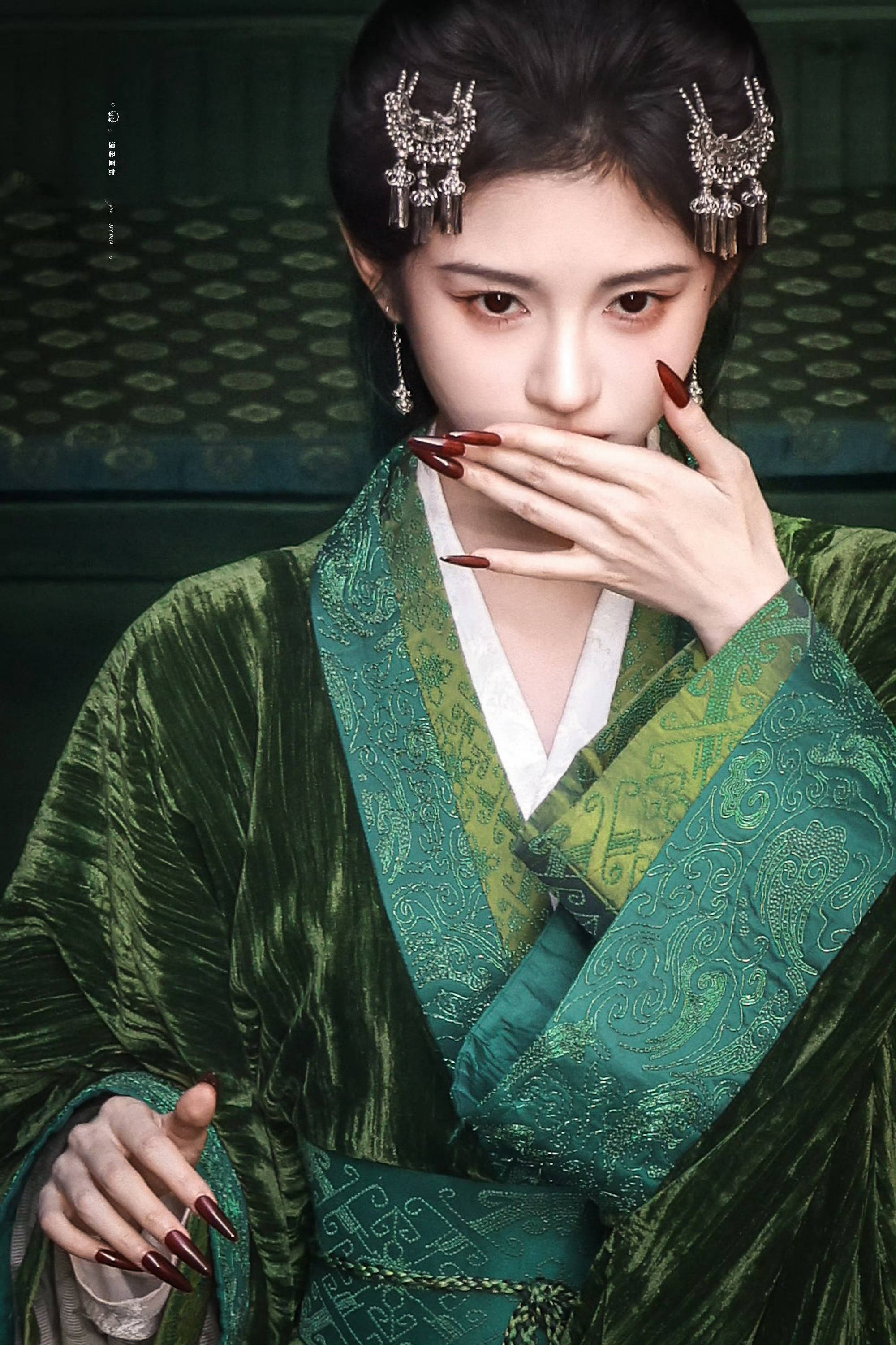 鞠婧祎《月鳞绮纪》明天定档ost有周深，露芜衣是真的要来喽！！！月鳞绮纪