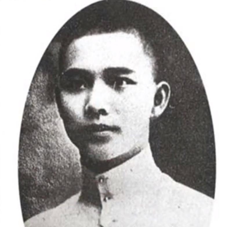 他曾是国民党副总裁，是蒋介石之下的国民党二号人物，同时，他也是中国近代历史上最臭