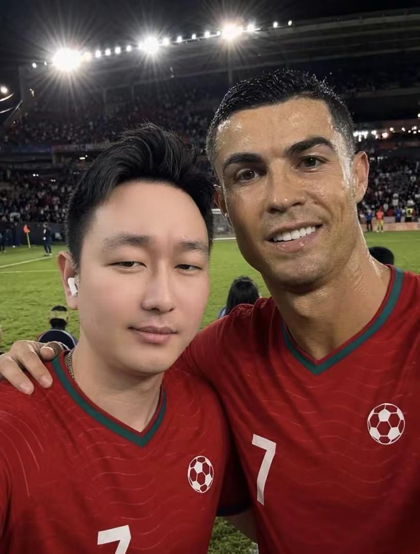 咱也是好起来了CR7 C罗 葡萄牙队 美加墨世界杯
