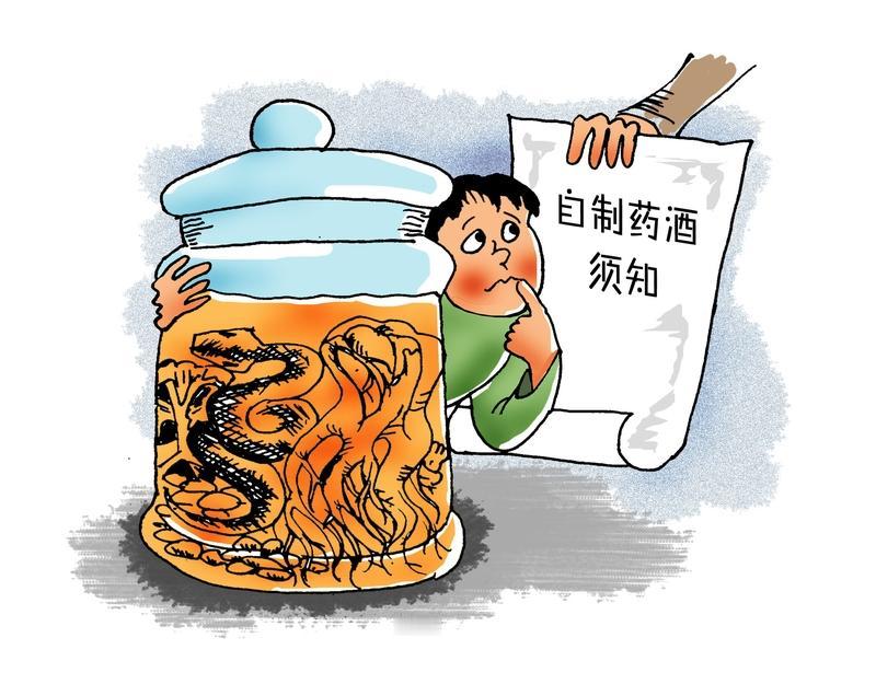 12月5日，广东梅州陈先生家浸泡十余年的海马药酒被孩子撞碎，清理时发现瓶中海马质