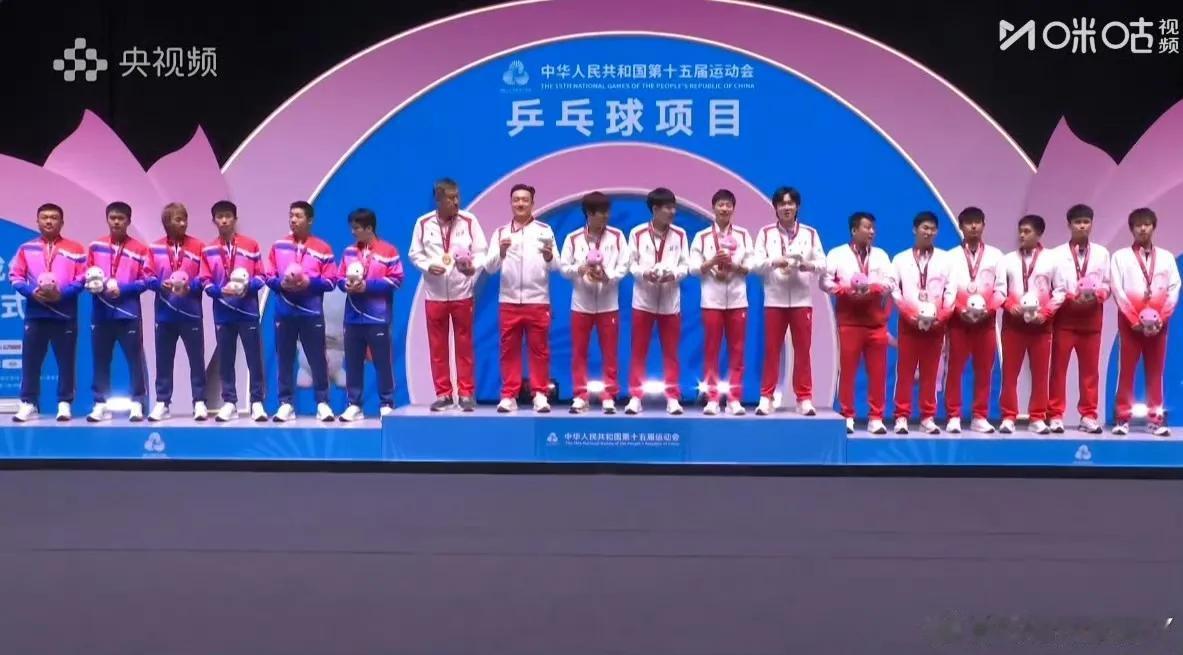 全运会和王楚钦一起上团体赛领奖台的队员，只有王楚钦不能休息无缝衔接奔赴下一个赛场