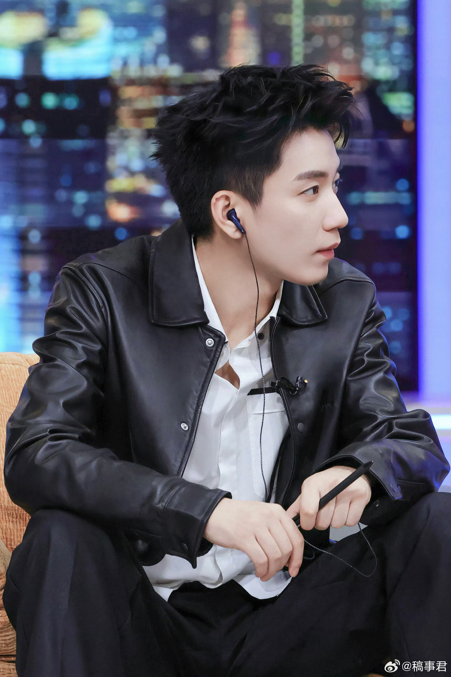 王子奇拒绝剧宣吻戏剧宣而已，吻戏确实不至于[挖鼻]只能说现在都太关注这个后期炒作