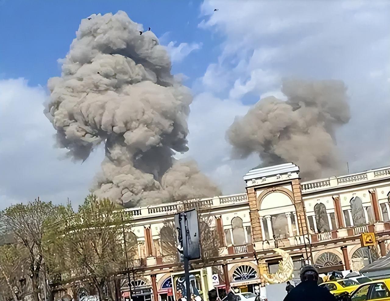 作为中东地区军事力量较强的国家，伊朗拥有完善的防空体系，为何会在一场联合空袭中不