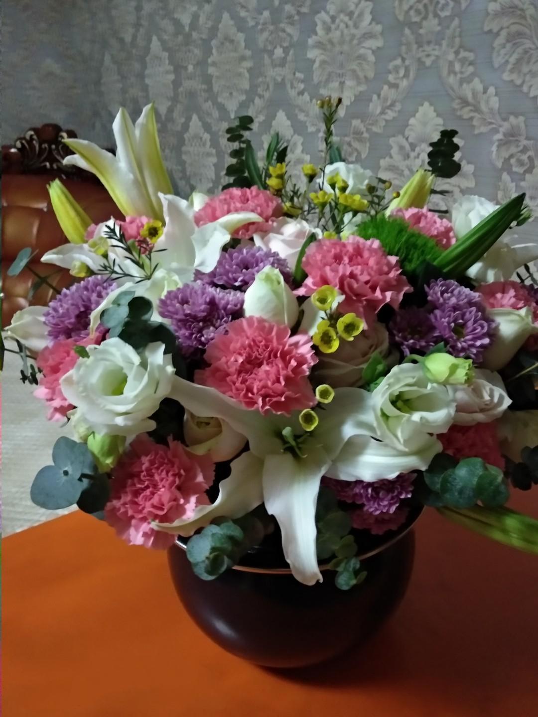 老公的发小58岁了，和53岁的二婚妻子结婚一年，没想到已经绝经的二婚妻子竟然怀孕