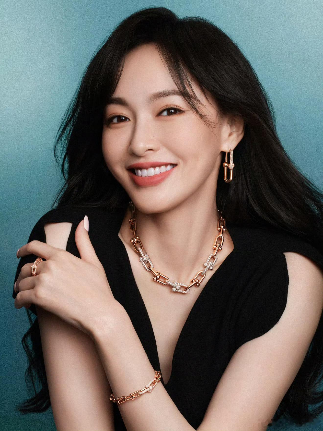 恩唐嫣就美的很大气 ​​​