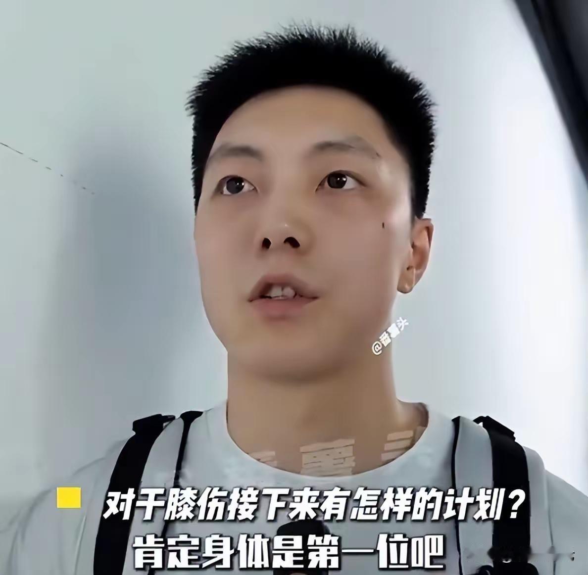 胡明轩你没被骂够？身体状况恢复好了一点又去国家队报到了！
关键还是高诗岩被拿下后