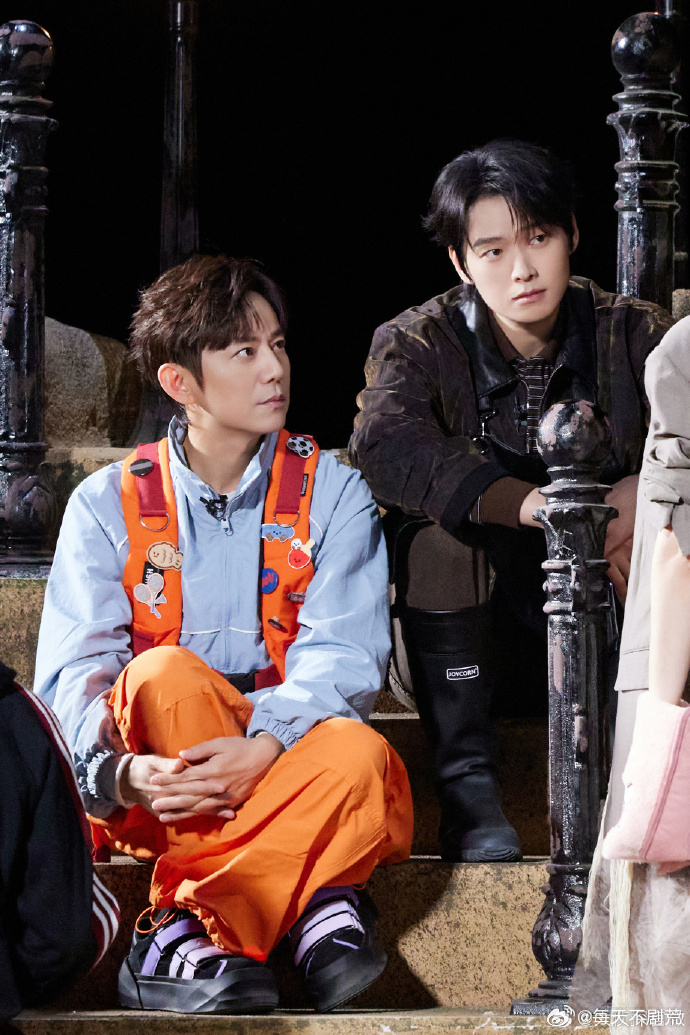 大侦探 何炅化身海洋知识达人何远航，揭秘大海奥秘的同时破解谜案，期待值直接拉满！